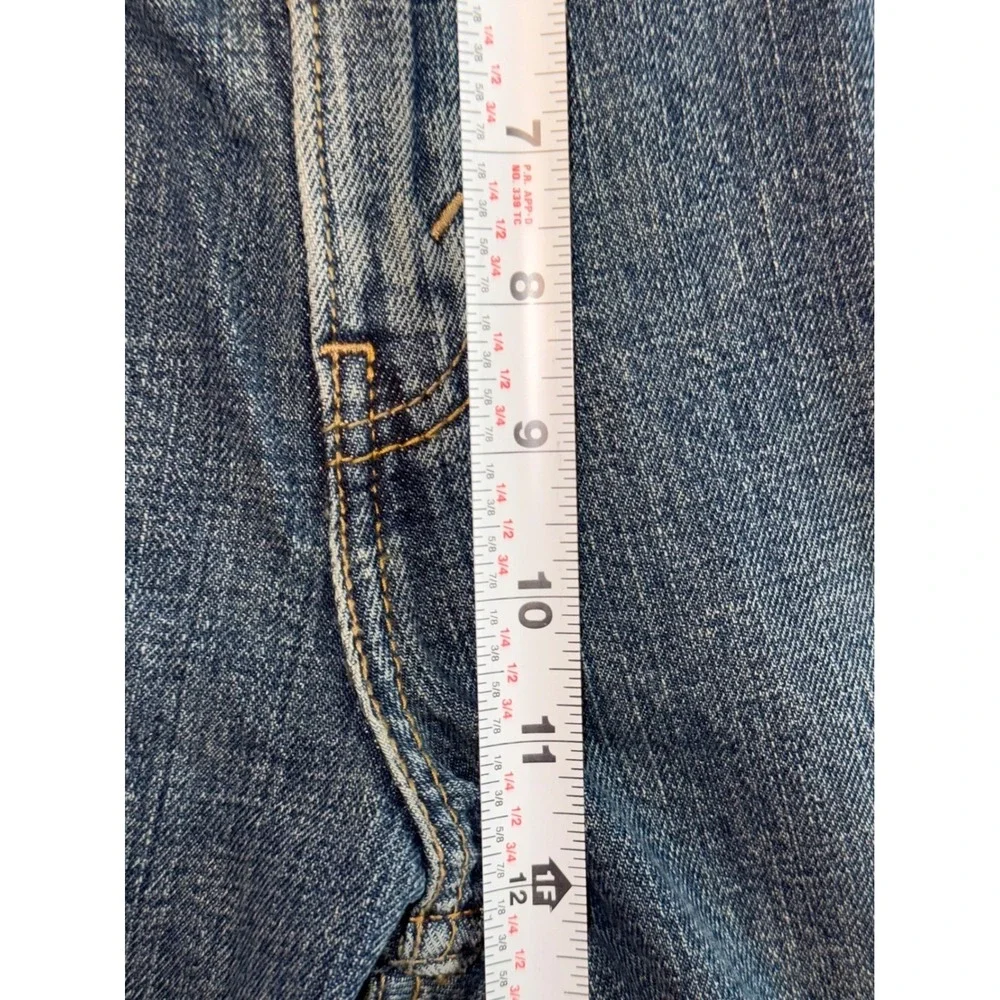 Signature Levi Relaxed Fit Jeans Men 42x32 Blue Med Wash Straight Leg Brand New